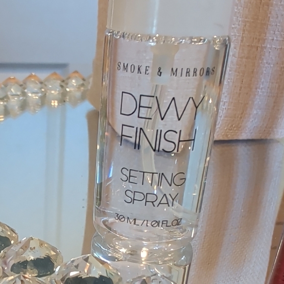 Smoke & Mirrors Glow Dewy Finish Setting Spray and Lip Gloss Duo New - Picture 4 of 7
